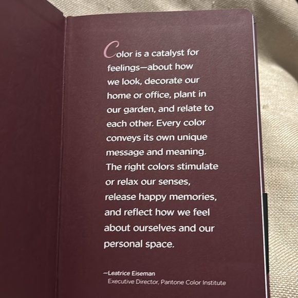 Pantone Official Cherry Laquer Journal - Picture 3 of 6